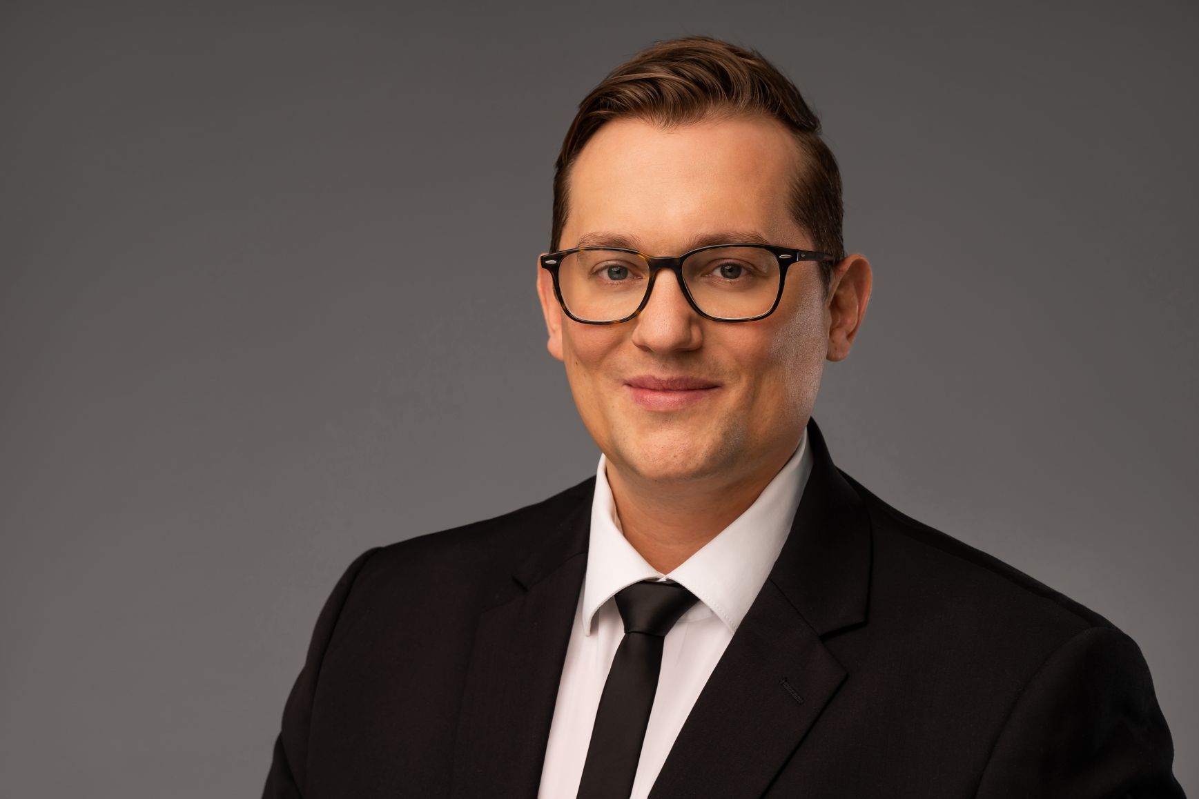 chirug plastycny dr med Krzysztof Piorun